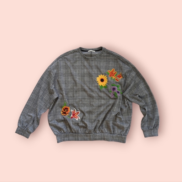 Zara checked sweatshirt with embroidery oversized - Picture 5 of 8